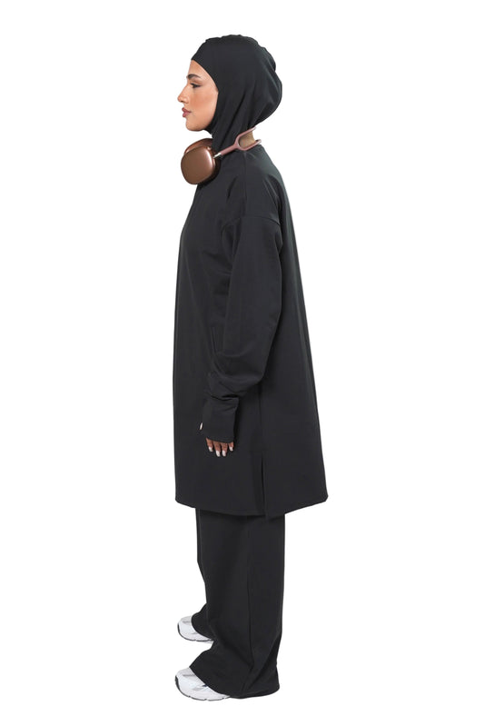 Aafiya Studio Essential Flow Tunic in Midnight Veil (black) – view 2
