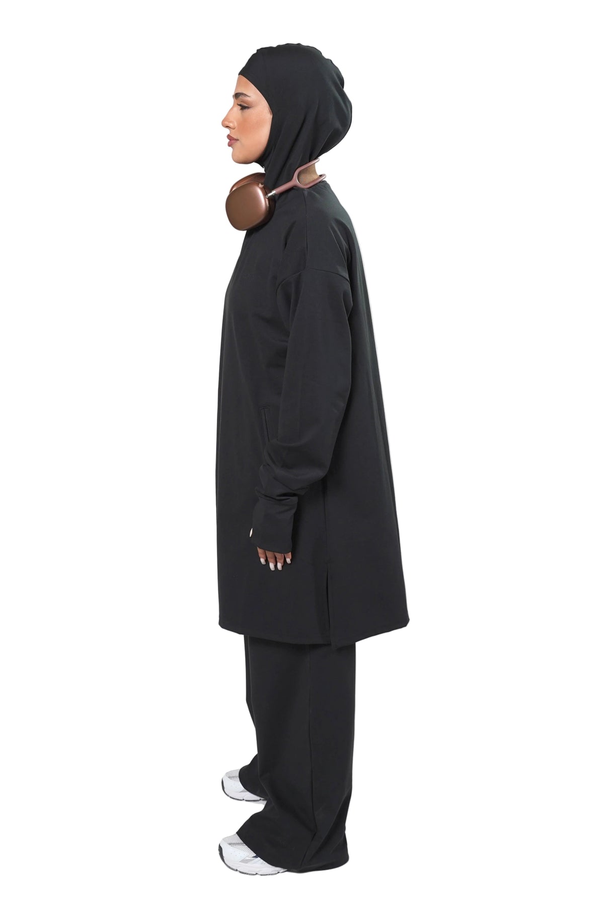 Aafiya Studio Essential Flow Tunic in Midnight Veil (black) – view 2