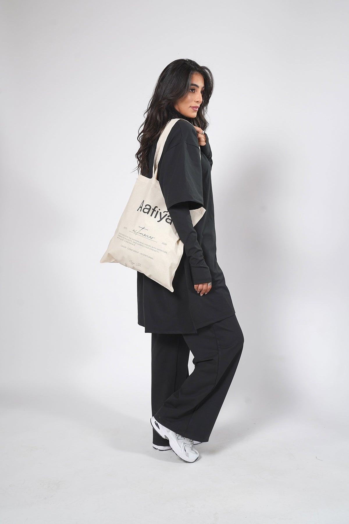 Aafiya Studio Cotton Canvas Tote Bag – view 3