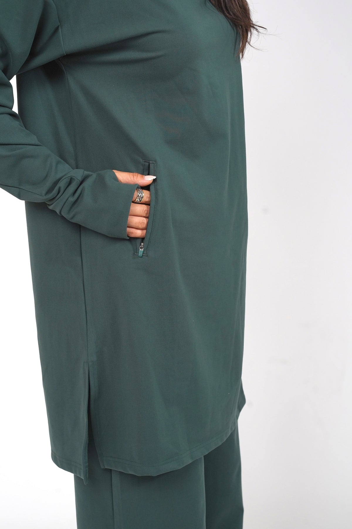 Aafiya Studio Essential Flow Tunic in Deep Lagoon (dark teal) – view 4