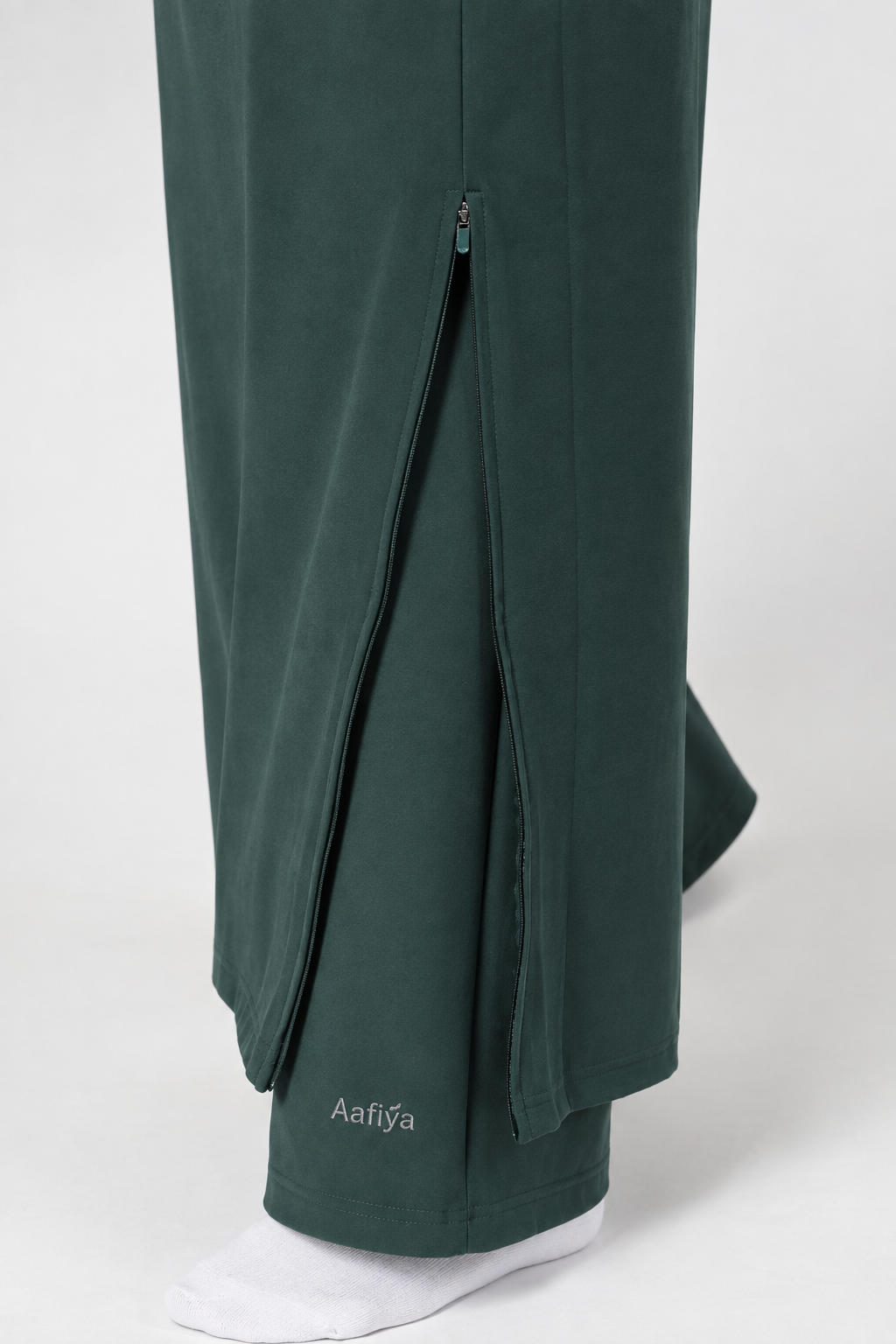 Essential Sport Abaya (Dark Teal) | عباية رياضية