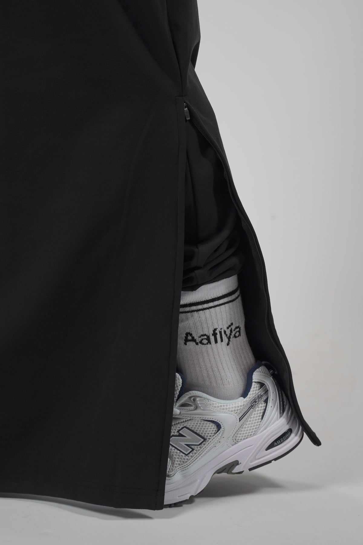 Aafiya Studio Essential Sport Abaya in Midnight Veil (black) – view 6